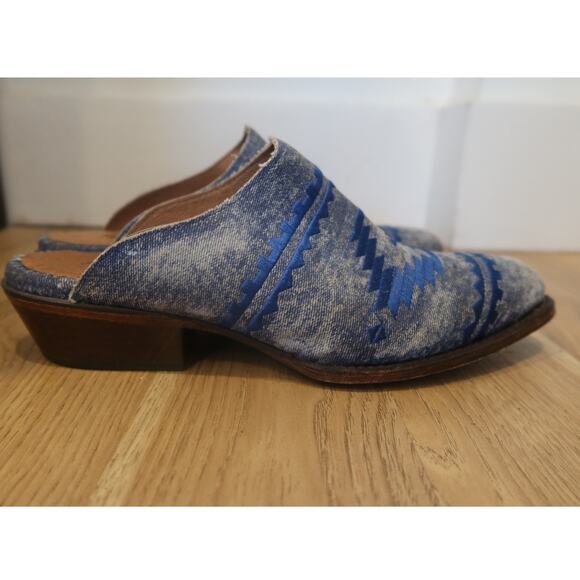 Matisse Walter Denim Blue Southwest Mules Women's Size 8 - Picture 2 of 7